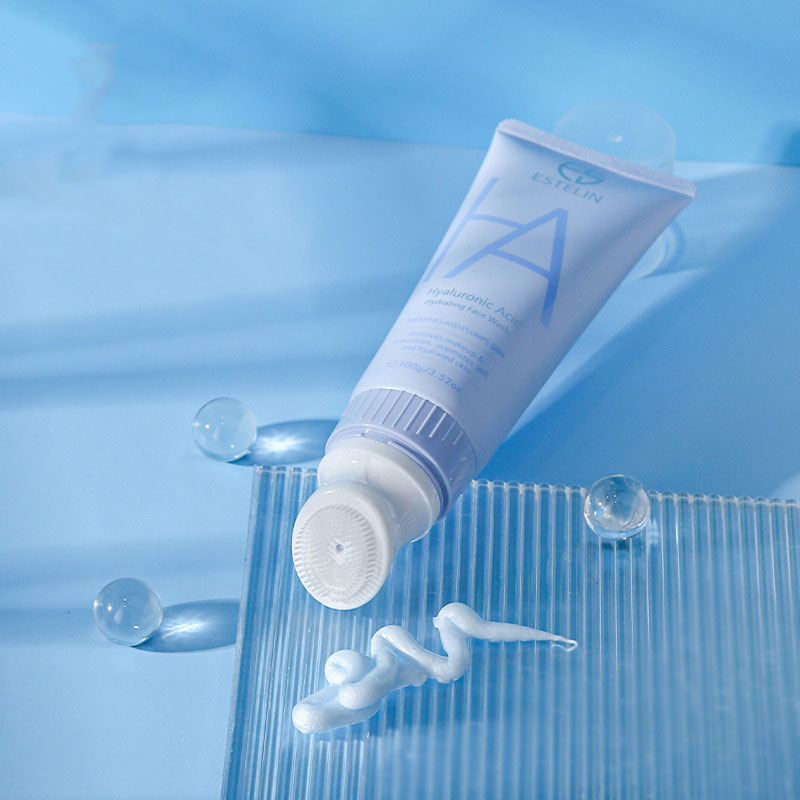 Hyaluronic acid hydrating face wash 1
